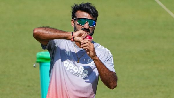 KKR ತಂಡಕ್ಕೆ ಮತ್ತೊಂದು ಪೆಟ್ಟು; ವೇಗದ ಬೌಲರ್‌ ಟೂರ್ನಿಯಿಂದ ಔಟ್‌