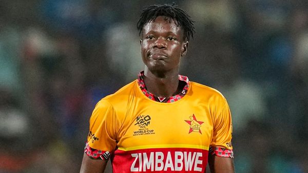 IPL 2026: ಮುಸ್ತಾಫಿಜುರ್ ಬದಲಿಗೆ ಜಿಂಬಾಬ್ವೆ ಬೌಲರ್‌ಗೆ ಮಣೆ ಹಾಕಿದ ಕೆಕೆಆರ್‌