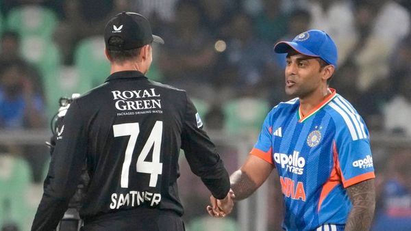 ಟಾಸ್ ಗೆದ್ದ ನ್ಯೂಜಿಲೆಂಡ್ ಬೌಲಿಂಗ್ ಆಯ್ಕೆ: ಭಾರತ ತಂಡದಲ್ಲಿ ಇಲ್ಲ ಬದಲಾವಣೆ