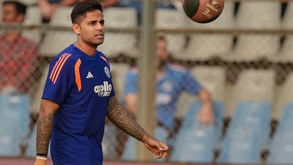 ವಿಶ್ವಕಪ್‌ ಫೈನಲ್ ಬಳಿಕ ಸೂರ್ಯಕುಮಾರ್ ಯಾದವ್‌ ಎಲ್ಲಾ ಮಾದರಿ ಕ್ರಿಕೆಟ್‌ಗೆ ನಿವೃತ್ತಿ ಘೋಷಣೆ?; ಸಾಮಾಜಿಕ ಜಾಲತಾಣದಲ್ಲಿ ವದಂತಿ