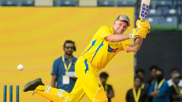 ಇಂಗ್ಲೆಂಡ್ ಕೋಚಿಂಗ್‌ಗೆ ಹಸ್ಸಿ ನಕಾರ: CSK ಕಡೆಗೆ ಮುಖ ಮಾಡುತ್ತಾರಾ?