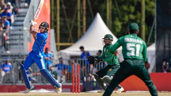 Asian Games 2026: ಪಾಕ್ ವಿರುದ್ಧ ಅಭಿಷೇಕ್ ಶರ್ಮಾ ಸ್ಫೋಟಕ ಬ್ಯಾಟಿಂಗ್; 28 ಎಸೆತಗಳಲ್ಲಿ 61 ರನ್!