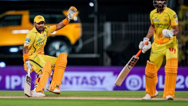 IPL 2027: ಈ 5 ಆಟಗಾರರಿಗೆ CSK ಗೇಟ್‌ಪಾಸ್? ₹37 ಕೋಟಿಗೂ ಹೆಚ್ಚು ಹೂಡಿಕೆ ಮರುಪರಿಶೀಲನೆಗೆ ಸಾಧ್ಯತೆ