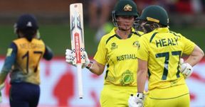 Women's T20 World Cup 2023: ಶ್ರೀಲಂಕಾ ವಿರುದ್ಧ ಆಸೀಸ್ ಮಹಿಳೆಯರಿಗೆ ಸುಲಭ ಜಯ; ಸೆಮಿಸ್ಗೆ ಹತ್ತಿರ Women's T20 World Cup 2023: ಶ್ರೀಲಂಕಾ ವಿರುದ್ಧ ಆಸೀಸ್ ಮಹಿಳೆಯರಿಗೆ ಸುಲಭ ಜಯ; ಸೆಮಿಸ್ಗೆ ಹತ್ತಿರ
