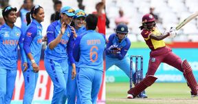 Women's T20 World Cup: ಮಿಂಚಿದ ದೀಪ್ತಿ ಶರ್ಮಾ; ಭಾರತ ಮಹಿಳೆಯರಿಗೆ ಸಾಧಾರಣ ಗುರಿ ನೀಡಿದ ವೆಸ್ಟ್ ಇಂಡೀಸ್ Women's T20 World Cup: ಮಿಂಚಿದ ದೀಪ್ತಿ ಶರ್ಮಾ; ಭಾರತ ಮಹಿಳೆಯರಿಗೆ ಸಾಧಾರಣ ಗುರಿ ನೀಡಿದ ವೆಸ್ಟ್ ಇಂಡೀಸ್
