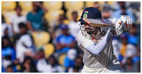 ಕೆಎಲ್ ರಾಹುಲ್ಗೆ ಮತ್ತೊಂದು ಅವಕಾಶ ದೊರೆಯುವ ಸಾಧ್ಯತೆಯಿದೆ: ಸುನಿಲ್ ಗವಾಸ್ಕರ್ ಕೆಎಲ್ ರಾಹುಲ್ಗೆ ಮತ್ತೊಂದು ಅವಕಾಶ ದೊರೆಯುವ ಸಾಧ್ಯತೆಯಿದೆ: ಸುನಿಲ್ ಗವಾಸ್ಕರ್