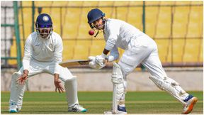  Ranji Trophy: ಚಿನ್ನಸ್ವಾಮಿ ಅಂಗಳದಲ್ಲಿ ಮಯಾಂಕ್ ಅಗರ್ವಾಲ್ ಮಿಂಚು: ಸೌರಾಷ್ಟ್ರ ವಿರುದ್ಧ ಭರ್ಜರಿ ದ್ವಿಶತಕ 