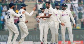IND vs AUS: ಆಸ್ಟ್ರೇಲಿಯಾ ವಿರುದ್ಧ ಈ ಸಾಧನೆ ಮಾಡಿದ 2ನೇ ಭಾರತೀಯ ಬೌಲರ್ ಎನಿಸಿದ ಆರ್ ಅಶ್ವಿನ್ IND vs AUS: ಆಸ್ಟ್ರೇಲಿಯಾ ವಿರುದ್ಧ ಈ ಸಾಧನೆ ಮಾಡಿದ 2ನೇ ಭಾರತೀಯ ಬೌಲರ್ ಎನಿಸಿದ ಆರ್ ಅಶ್ವಿನ್