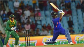 IND vs AUS ODI Series: ಸಂಜು ಸ್ಯಾಮ್ಸನ್‌ಗೆ ವಿದೇಶಿ ಲೀಗ್‌ಗಳಲ್ಲಿ ಆಡಲು ಅವಕಾಶ ಕೊಡಿ ಎಂದ ಅಭಿಮಾನಿಗಳು 