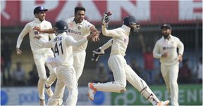 India vs Australia: ಅನಿಲ್ ಕುಂಬ್ಳೆ ಹೆಸರಿನಲ್ಲಿದ್ದ ಮತ್ತೊಂದು ದೊಡ್ಡ ದಾಖಲೆ ಮುರಿದ ಆರ್ ಅಶ್ವಿನ್ India vs Australia: ಅನಿಲ್ ಕುಂಬ್ಳೆ ಹೆಸರಿನಲ್ಲಿದ್ದ ಮತ್ತೊಂದು ದೊಡ್ಡ ದಾಖಲೆ ಮುರಿದ ಆರ್ ಅಶ್ವಿನ್