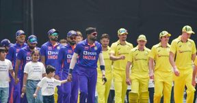 IND vs AUS 2nd ODI; ರೋಹಿತ್ ಶರ್ಮಾ ಕಂ-ಬ್ಯಾಕ್; ಸಂಭಾವ್ಯ ಆಡುವ 11ರ ಬಳಗ, ಟಿವಿ, ಲೈವ್ ಸ್ಟ್ರೀಮ್ ವಿವರ IND vs AUS 2nd ODI; ರೋಹಿತ್ ಶರ್ಮಾ ಕಂ-ಬ್ಯಾಕ್; ಸಂಭಾವ್ಯ ಆಡುವ 11ರ ಬಳಗ, ಟಿವಿ, ಲೈವ್ ಸ್ಟ್ರೀಮ್ ವಿವರ