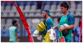 Ind vs Aus 1st ODI: ಆಸಿಸ್ ಬ್ಯಾಟಿಂಗ್ ವಿಭಾಗದ ಬಗ್ಗೆ ದೊಡ್ಡ ಸುಳಿವು ಬಿಟ್ಟು ಕೊಟ್ಟ ಮುಖ್ಯ ಕೋಚ್ Ind vs Aus 1st ODI: ಆಸಿಸ್ ಬ್ಯಾಟಿಂಗ್ ವಿಭಾಗದ ಬಗ್ಗೆ ದೊಡ್ಡ ಸುಳಿವು ಬಿಟ್ಟು ಕೊಟ್ಟ ಮುಖ್ಯ ಕೋಚ್