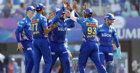 MI Jersey for IPL 2023 : ಹೊಸ ಜೆರ್ಸಿಯನ್ನು ಅನಾವರಣಗೊಳಿಸಿದ ಮುಂಬೈ ಇಂಡಿಯನ್ಸ್; ಆರ್ಸಿಬಿ ವಿರುದ್ಧದ ಪಂದ್ಯಕ್ಕೆ ಸಜ್ಜು! MI Jersey for IPL 2023 : ಹೊಸ ಜೆರ್ಸಿಯನ್ನು ಅನಾವರಣಗೊಳಿಸಿದ ಮುಂಬೈ ಇಂಡಿಯನ್ಸ್; ಆರ್ಸಿಬಿ ವಿರುದ್ಧದ ಪಂದ್ಯಕ್ಕೆ ಸಜ್ಜು!