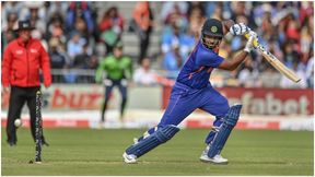 ಸಂಜು ಸ್ಯಾಮ್ಸನ್ ಭಾರತ ತಂಡ ಸೇರಲು ಇನ್ನೇನು ಮಾಡಬೇಕು? ಶಶಿ ತರೂರ್ ಪ್ರಶ್ನೆ ಸಂಜು ಸ್ಯಾಮ್ಸನ್ ಭಾರತ ತಂಡ ಸೇರಲು ಇನ್ನೇನು ಮಾಡಬೇಕು? ಶಶಿ ತರೂರ್ ಪ್ರಶ್ನೆ