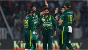 Pak Vs NZ: ಬಾಬರ್ ಅಜಂ ಶತಕ : ಎರಡನೇ ಪಂದ್ಯದಲ್ಲೂ ಭರ್ಜರಿ ಗೆಲುವು ಸಾಧಿಸಿದ ಪಾಕಿಸ್ತಾನ Pak Vs NZ: ಬಾಬರ್ ಅಜಂ ಶತಕ : ಎರಡನೇ ಪಂದ್ಯದಲ್ಲೂ ಭರ್ಜರಿ ಗೆಲುವು ಸಾಧಿಸಿದ ಪಾಕಿಸ್ತಾನ