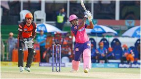 SRH Vs RR: ಬಟ್ಲರ್, ಜೈಸ್ವಾಲ್, ಸ್ಯಾಮ್ಸನ್ ಅಬ್ಬರ : ಸನ್ರೈಸರ್ಸ್ ಹೈದರಾಬಾದ್ ಗೆಲುವಿಗೆ 204 ರನ್ಗಳ ಗುರಿ SRH Vs RR: ಬಟ್ಲರ್, ಜೈಸ್ವಾಲ್, ಸ್ಯಾಮ್ಸನ್ ಅಬ್ಬರ : ಸನ್ರೈಸರ್ಸ್ ಹೈದರಾಬಾದ್ ಗೆಲುವಿಗೆ 204 ರನ್ಗಳ ಗುರಿ