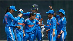 Ban W vs Ind W: ಬಾಂಗ್ಲಾದೇಶ ತಂಡಕ್ಕೆ ಭರ್ಜರಿಯಾಗಿ ಸೋಲುಣಿಸಿದ ಹರ್ಮನ್ ಪಡೆ