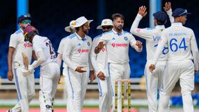 IND vs WI 2nd Test: ಮಿಂಚಿದ ಸಿರಾಜ್, ರೋಹಿತ್, ಇಶಾನ್; ಕೊನೆಯ ದಿನ ಭಾರತದ ಗೆಲುವಿಗೆ ಬೇಕು 8 ವಿಕೆಟ್ IND vs WI 2nd Test: ಮಿಂಚಿದ ಸಿರಾಜ್, ರೋಹಿತ್, ಇಶಾನ್; ಕೊನೆಯ ದಿನ ಭಾರತದ ಗೆಲುವಿಗೆ ಬೇಕು 8 ವಿಕೆಟ್