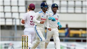 Ind vs WI 1st Test: ಸ್ನಿನ್ ದಾಳಿಗೆ ವಿಂಡೀಸ್ ತತ್ತರ: ಮೊದಲ ಎರಡು ಸೆಶನ್ನಲ್ಲಿ ಭಾರತಕ್ಕೆ ಮುನ್ನಡೆ Ind vs WI 1st Test: ಸ್ನಿನ್ ದಾಳಿಗೆ ವಿಂಡೀಸ್ ತತ್ತರ: ಮೊದಲ ಎರಡು ಸೆಶನ್ನಲ್ಲಿ ಭಾರತಕ್ಕೆ ಮುನ್ನಡೆ