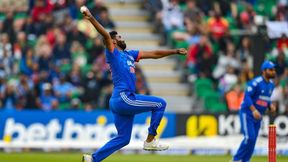 Jasprit Bumrah: ಟಿ20 ಕ್ರಿಕೆಟ್ನಲ್ಲಿ ವಿಶ್ವದಾಖಲೆ ಸರಿಗಟ್ಟಿದ ಜಸ್ಪ್ರೀತ್ ಬುಮ್ರಾ; ಹಾರ್ದಿಕ್ ಪಾಂಡ್ಯ ದಾಖಲೆ ಉಡೀಸ್ Jasprit Bumrah: ಟಿ20 ಕ್ರಿಕೆಟ್ನಲ್ಲಿ ವಿಶ್ವದಾಖಲೆ ಸರಿಗಟ್ಟಿದ ಜಸ್ಪ್ರೀತ್ ಬುಮ್ರಾ; ಹಾರ್ದಿಕ್ ಪಾಂಡ್ಯ ದಾಖಲೆ ಉಡೀಸ್