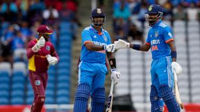 IND vs WI 3rd ODI: ವೆಸ್ಟ್ ಇಂಡೀಸ್ ವಿರುದ್ಧ ಏಕದಿನ ಸರಣಿ ಗೆಲುವು; 18 ವರ್ಷಗಳ ಹಳೆಯ ದಾಖಲೆ ಮುರಿದ ಭಾರತ! IND vs WI 3rd ODI: ವೆಸ್ಟ್ ಇಂಡೀಸ್ ವಿರುದ್ಧ ಏಕದಿನ ಸರಣಿ ಗೆಲುವು; 18 ವರ್ಷಗಳ ಹಳೆಯ ದಾಖಲೆ ಮುರಿದ ಭಾರತ!
