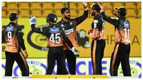 ಮಹಾರಾಜ ಟ್ರೋಫಿ: ಮಂಗಳೂರು ಡ್ರ್ಯಾಗನ್ಸ್ ಮೇಲೆರಗಿದ ಹುಬ್ಬಳ್ಳಿ ಟೈಗರ್ಸ್! ಮಹಾರಾಜ ಟ್ರೋಫಿ: ಮಂಗಳೂರು ಡ್ರ್ಯಾಗನ್ಸ್ ಮೇಲೆರಗಿದ ಹುಬ್ಬಳ್ಳಿ ಟೈಗರ್ಸ್!