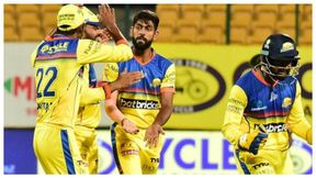 ಮಹಾರಾಜ ಟ್ರೋಫಿ ಸೆಮಿಫೈನಲ್: ಕರುಣ್ ನಾಯರ್ ಆರ್ಭಟ: ಗುಲ್ಬರ್ಗಾ ವಿರುದ್ಧ ಗೆದ್ದು ಫೈನಲ್ಗೆ ಪ್ರವೇಶಿಸಿದ ಮೈಸೂರ್ ಮಹಾರಾಜ ಟ್ರೋಫಿ ಸೆಮಿಫೈನಲ್: ಕರುಣ್ ನಾಯರ್ ಆರ್ಭಟ: ಗುಲ್ಬರ್ಗಾ ವಿರುದ್ಧ ಗೆದ್ದು ಫೈನಲ್ಗೆ ಪ್ರವೇಶಿಸಿದ ಮೈಸೂರ್