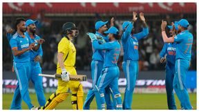 ಭಾರತ vs ಆಸ್ಟ್ರೇಲಿಯಾ: ಅಂತಿಮ ಏಕದಿನ ಪಂದ್ಯದಿಂದ ಹೊರಬಿದ್ದ 3 ಸ್ಟಾರ್ ಆಟಗಾರರು ಭಾರತ vs ಆಸ್ಟ್ರೇಲಿಯಾ: ಅಂತಿಮ ಏಕದಿನ ಪಂದ್ಯದಿಂದ ಹೊರಬಿದ್ದ 3 ಸ್ಟಾರ್ ಆಟಗಾರರು