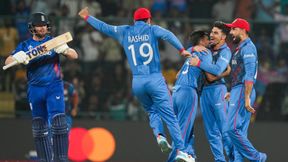 ENG vs AFG: ಹಾಲಿ ಚಾಂಪಿಯನ್ ಇಂಗ್ಲೆಂಡ್ಗೆ ಚಳ್ಳೆಹಣ್ಣು ತಿನ್ನಿಸಿದ ಅಫ್ಘಾನಿಸ್ತಾನಕ್ಕೆ ಐತಿಹಾಸಿಕ ಗೆಲುವು ENG vs AFG: ಹಾಲಿ ಚಾಂಪಿಯನ್ ಇಂಗ್ಲೆಂಡ್ಗೆ ಚಳ್ಳೆಹಣ್ಣು ತಿನ್ನಿಸಿದ ಅಫ್ಘಾನಿಸ್ತಾನಕ್ಕೆ ಐತಿಹಾಸಿಕ ಗೆಲುವು
