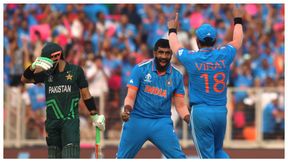 155-2ರಿಂದ 191ಕ್ಕೆ ಆಲೌಟ್: ಪಾಕ್ ಕುಸಿತವನ್ನು ನೆಟ್ಟಿಗರು ಸಂಭ್ರಮಿಸಿದ್ದು ಹೀಗೆ!! 155-2ರಿಂದ 191ಕ್ಕೆ ಆಲೌಟ್: ಪಾಕ್ ಕುಸಿತವನ್ನು ನೆಟ್ಟಿಗರು ಸಂಭ್ರಮಿಸಿದ್ದು ಹೀಗೆ!!