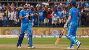 World Cup 2023: ಭಾರತದ ಸ್ಟಾರ್ ಬ್ಯಾಟರ್ಗೆ ಡೆಂಗ್ಯೂ ಜ್ವರ; ಆಸೀಸ್ ವಿರುದ್ಧದ ಪಂದ್ಯದಲ್ಲಿ ಆಡುವುದು ಅನುಮಾನ! World Cup 2023: ಭಾರತದ ಸ್ಟಾರ್ ಬ್ಯಾಟರ್ಗೆ ಡೆಂಗ್ಯೂ ಜ್ವರ; ಆಸೀಸ್ ವಿರುದ್ಧದ ಪಂದ್ಯದಲ್ಲಿ ಆಡುವುದು ಅನುಮಾನ!