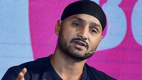 'ಇಂತಹ ವರ್ತನೆ ನಿಲ್ಲಿಸಿ': ಮ್ಯಾಕ್ಸ್ವೆಲ್ ಪತ್ನಿ ವಿನಿ ರಾಮನ್ ಬಳಿಕ ರೊಚ್ಚಿಗೆದ್ದ ಹರ್ಭಜನ್ ಸಿಂಗ್! 'ಇಂತಹ ವರ್ತನೆ ನಿಲ್ಲಿಸಿ': ಮ್ಯಾಕ್ಸ್ವೆಲ್ ಪತ್ನಿ ವಿನಿ ರಾಮನ್ ಬಳಿಕ ರೊಚ್ಚಿಗೆದ್ದ ಹರ್ಭಜನ್ ಸಿಂಗ್!