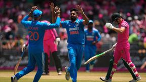 IND vs SA: ಭಾರತ vs ದಕ್ಷಿಣ ಆಫ್ರಿಕಾ 2ನೇ ಏಕದಿನ ಪಂದ್ಯದ ವಿವರ; ಹವಾಮಾನ ವರದಿ, ಸಂಭಾವ್ಯ ಆಡುವ 11ರ ಬಳಗ IND vs SA: ಭಾರತ vs ದಕ್ಷಿಣ ಆಫ್ರಿಕಾ 2ನೇ ಏಕದಿನ ಪಂದ್ಯದ ವಿವರ; ಹವಾಮಾನ ವರದಿ, ಸಂಭಾವ್ಯ ಆಡುವ 11ರ ಬಳಗ