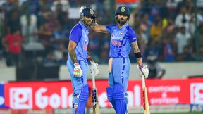IND vs SA 1st T20: ವಿರಾಟ್ ಕೊಹ್ಲಿಯ ಅಪರೂಪದ ದಾಖಲೆ ಸರಿಗಟ್ಟಲು ಸಜ್ಜಾದ ಸೂರ್ಯಕುಮಾರ್ IND vs SA 1st T20: ವಿರಾಟ್ ಕೊಹ್ಲಿಯ ಅಪರೂಪದ ದಾಖಲೆ ಸರಿಗಟ್ಟಲು ಸಜ್ಜಾದ ಸೂರ್ಯಕುಮಾರ್