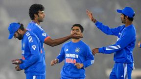 T20 WC 2024: ಆಲ್ರೌಂಡರ್ ಸ್ಥಾನಕ್ಕೆ ಕರ್ಚಿಫ್ ಹಾಕಿದ ಮುಂಬೈ ಪ್ಲೇಯರ್ T20 WC 2024: ಆಲ್ರೌಂಡರ್ ಸ್ಥಾನಕ್ಕೆ ಕರ್ಚಿಫ್ ಹಾಕಿದ ಮುಂಬೈ ಪ್ಲೇಯರ್