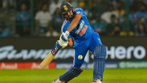 IND vs AFG: ಚಿನ್ನಸ್ವಾಮಿ ಅಂಗಳದಲ್ಲಿ ರೋಹಿತ್ ಶರ್ಮಾ ಅಬ್ಬರ; ಸೂರ್ಯ, ಮ್ಯಾಕ್ಸ್ವೆಲ್ ಹಿಂದಿಕ್ಕಿದ ಹಿಟ್ಮ್ಯಾನ್ IND vs AFG: ಚಿನ್ನಸ್ವಾಮಿ ಅಂಗಳದಲ್ಲಿ ರೋಹಿತ್ ಶರ್ಮಾ ಅಬ್ಬರ; ಸೂರ್ಯ, ಮ್ಯಾಕ್ಸ್ವೆಲ್ ಹಿಂದಿಕ್ಕಿದ ಹಿಟ್ಮ್ಯಾನ್