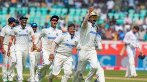IND vs ENG: ಇಂಗ್ಲೆಂಡ್ ಗೆಲುವಿನ ಓಟಕ್ಕೆ ಬ್ರೇಕ್ ಹಾಕಿದ ಯಶಸ್ವಿ, ಗಿಲ್, ಬುಮ್ರಾ; 2ನೇ ಪಂದ್ಯದಲ್ಲಿ ಭಾರತಕ್ಕೆ ಜಯ IND vs ENG: ಇಂಗ್ಲೆಂಡ್ ಗೆಲುವಿನ ಓಟಕ್ಕೆ ಬ್ರೇಕ್ ಹಾಕಿದ ಯಶಸ್ವಿ, ಗಿಲ್, ಬುಮ್ರಾ; 2ನೇ ಪಂದ್ಯದಲ್ಲಿ ಭಾರತಕ್ಕೆ ಜಯ