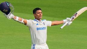 IND vs ENG: ಇಂಗ್ಲೆಂಡ್ ವಿರುದ್ಧ 'ಯಶಸ್ವಿ' ಅಬ್ಬರ; ದ್ವಿಶತಕ ಬಾರಿಸಿ ಕೊಹ್ಲಿ ದಾಖಲೆ ಸರಿಗಟ್ಟಿದ ಜೈಸ್ವಾಲ್! IND vs ENG: ಇಂಗ್ಲೆಂಡ್ ವಿರುದ್ಧ 'ಯಶಸ್ವಿ' ಅಬ್ಬರ; ದ್ವಿಶತಕ ಬಾರಿಸಿ ಕೊಹ್ಲಿ ದಾಖಲೆ ಸರಿಗಟ್ಟಿದ ಜೈಸ್ವಾಲ್!