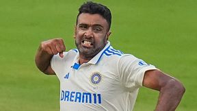 Ravichandran Ashwin: ಧೋನಿ-ಕೊಹ್ಲಿ ನಾಯಕತ್ವದಲ್ಲಿ ಆಲ್‌ರೌಂಡರ್ ಅಶ್ವಿನ್ 2  ದಾಖಲೆಗಳು 