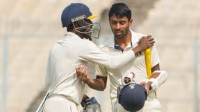 Irani Cup: ಅಭಿಮನ್ಯು ಈಶ್ವರನ್ ಭರ್ಜರಿ ಶತಕ: ಬಿಸಿಸಿಐ ಗಮನ ಸೆಳೆದ ಬ್ಯಾಟರ್ Irani Cup: ಅಭಿಮನ್ಯು ಈಶ್ವರನ್ ಭರ್ಜರಿ ಶತಕ: ಬಿಸಿಸಿಐ ಗಮನ ಸೆಳೆದ ಬ್ಯಾಟರ್