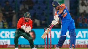 IND vs BAN 2nd T20: ಬಾಂಗ್ಲಾ ಬೌಲರ್ಸ್ಗೆ ಅಡ್ಡಾದಿಡ್ಡಿ ಹೊಡೆದ ರಿಂಕು- ನಿತೀಶ್ಕುಮಾರ್ ರೆಡ್ಡಿ; 222 ರನ್ ಟಾರ್ಗೆಟ್ IND vs BAN 2nd T20: ಬಾಂಗ್ಲಾ ಬೌಲರ್ಸ್ಗೆ ಅಡ್ಡಾದಿಡ್ಡಿ ಹೊಡೆದ ರಿಂಕು- ನಿತೀಶ್ಕುಮಾರ್ ರೆಡ್ಡಿ; 222 ರನ್ ಟಾರ್ಗೆಟ್