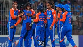 Women's T20 World Cup 2024: ಶುಭಾರಂಭದ ನಿರೀಕ್ಷೆಯಲ್ಲಿ ಭಾರತ, ನ್ಯೂಜಿಲೆಂಡ್; ಕನ್ನಡತಿಗೆ ಸಿಗುತ್ತಾ ಚಾನ್ಸ್? Women's T20 World Cup 2024: ಶುಭಾರಂಭದ ನಿರೀಕ್ಷೆಯಲ್ಲಿ ಭಾರತ, ನ್ಯೂಜಿಲೆಂಡ್; ಕನ್ನಡತಿಗೆ ಸಿಗುತ್ತಾ ಚಾನ್ಸ್?
