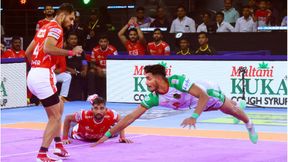 Pro Kabaddi: ಮುಂಬಾ ಮಣಿಸಿದ ಸ್ಟೀಲರ್ಸ್‌ಗೆ ಅಗ್ರ ಪಟ್ಟ: ಬುಲ್ಸ್‌, ಜೈಪುರ ಕಾದಾಟ 