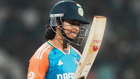 Smriti Mandhana: ಇತಿಹಾಸ ಸೃಷ್ಟಿಸುವ ಹೊಸ್ತಿಲಲ್ಲಿ ಆರ್ಸಿಬಿ ಕ್ಯಾಪ್ಟನ್ Smriti Mandhana: ಇತಿಹಾಸ ಸೃಷ್ಟಿಸುವ ಹೊಸ್ತಿಲಲ್ಲಿ ಆರ್ಸಿಬಿ ಕ್ಯಾಪ್ಟನ್