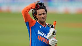 Abhishek Sharma: ಇಂಗ್ಲೆಂಡ್ ವಿರುದ್ಧದ ಸರಣಿ ಸ್ಫೋಟಕ ಬ್ಯಾಟರ್ಗೆ ಕೊನೆಯ ಅವಕಾಶ Abhishek Sharma: ಇಂಗ್ಲೆಂಡ್ ವಿರುದ್ಧದ ಸರಣಿ ಸ್ಫೋಟಕ ಬ್ಯಾಟರ್ಗೆ ಕೊನೆಯ ಅವಕಾಶ