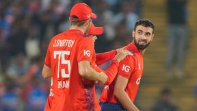 IND vs ENG: ಒಂದೇ ಓವರ್ನಲ್ಲಿ ಮೂರು ವಿಕೆಟ್ ಪಡೆದ ಸಾಕಿಬ್ ಮಹಮೂದ್ ಹೊಸ ದಾಖಲೆ IND vs ENG: ಒಂದೇ ಓವರ್ನಲ್ಲಿ ಮೂರು ವಿಕೆಟ್ ಪಡೆದ ಸಾಕಿಬ್ ಮಹಮೂದ್ ಹೊಸ ದಾಖಲೆ