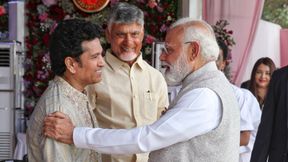ಪ್ರಧಾನಿ ಮೋದಿ ಜೋತೆ ವೇದಿಕೆ ಹಂಚಿಕೊಂಡ ಕ್ರಿಕೆಟ್ ದೇವರು ಪ್ರಧಾನಿ ಮೋದಿ ಜೋತೆ ವೇದಿಕೆ ಹಂಚಿಕೊಂಡ ಕ್ರಿಕೆಟ್ ದೇವರು