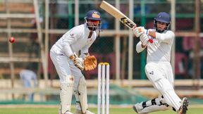 Ranji Trophy Final: ಕರ್ನಾಟಕ ವಿರುದ್ಧ ಜಮ್ಮು ಕಾಶ್ಮಿರಕ್ಕೆ ದಿನದ ಗೌರವ: ಶುಭಂ ಶತಕ Ranji Trophy Final: ಕರ್ನಾಟಕ ವಿರುದ್ಧ ಜಮ್ಮು ಕಾಶ್ಮಿರಕ್ಕೆ ದಿನದ ಗೌರವ: ಶುಭಂ ಶತಕ