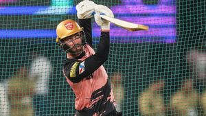 Glenn Maxwell: ಟೈಟಾನ್ಸ್ ವಿರುದ್ಧ ಸೊನ್ನೆ ಸುತ್ತಿದ ಗ್ಲೇನ್‌ ಮ್ಯಾಕ್ಸ್‌ವೆಲ್ ದಾಖಲೆ