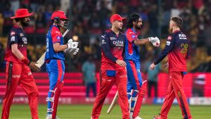 IPL 2025 RCB vs DC: ಡೆಲ್ಲಿ ವಿರುದ್ಧ ತವರಿನ ಸೋಲಿನ ಸೇಡಿಗೆ ಆರ್‌ಸಿಬಿ ರೆಡಿ; ಯಾರ ಪಾಲಿಗೆ ವಿಜಯ ಲಕ್ಷ್ಮಿ?